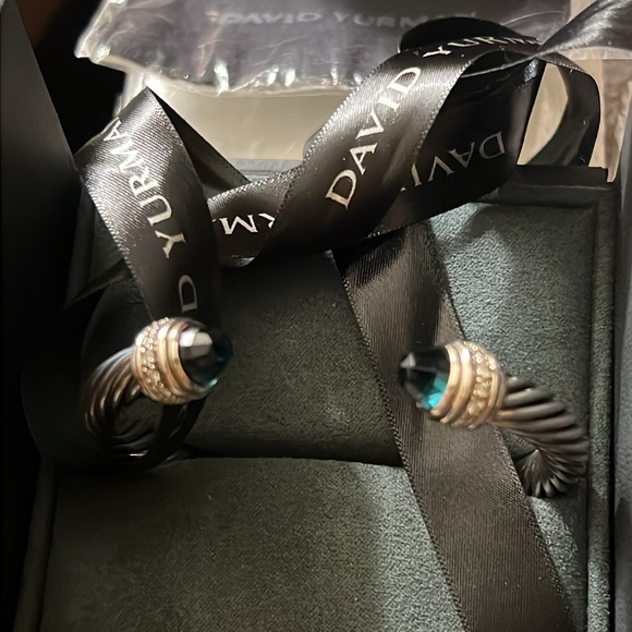 Hampton Blue Topaz David Yurman Cable bracelet Sterling Silver and Diamonds - Picture 11 of 11